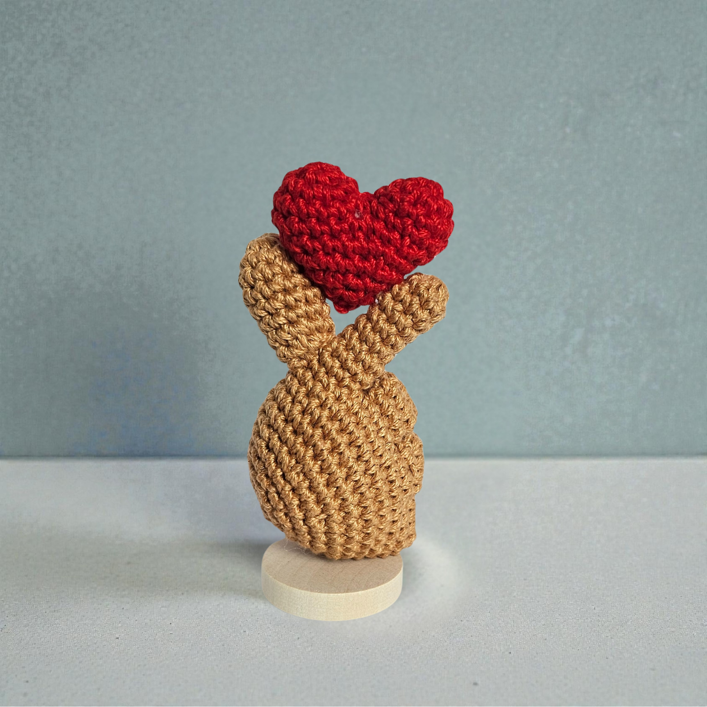 Crochet Finger Heart – Symbol of Love